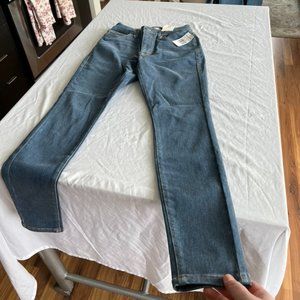 Never Worn, Size 6-12, always fits Good American Jeans